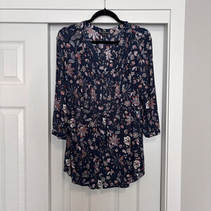 Hilary Radley Women's XL Floral Navy Blue and Pink Blouse